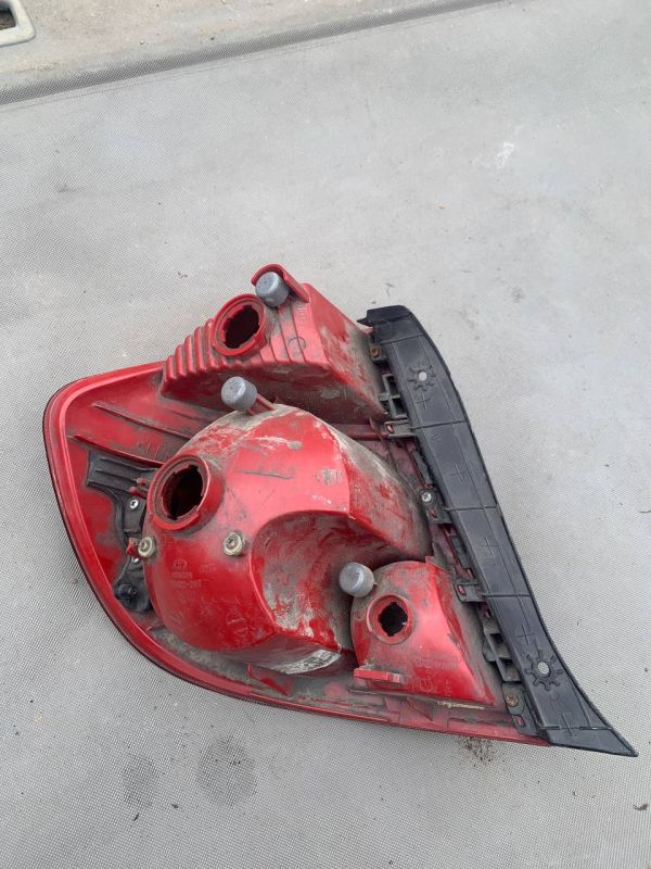 Ліхтар cтоп фонарь задній лівий правий Hyundai Accent хетчбек 