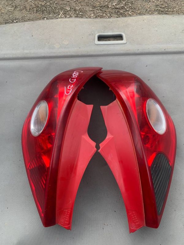 Ліхтар Фонарь стоп лівий правий Opel Corsa D Опель Корса Д 