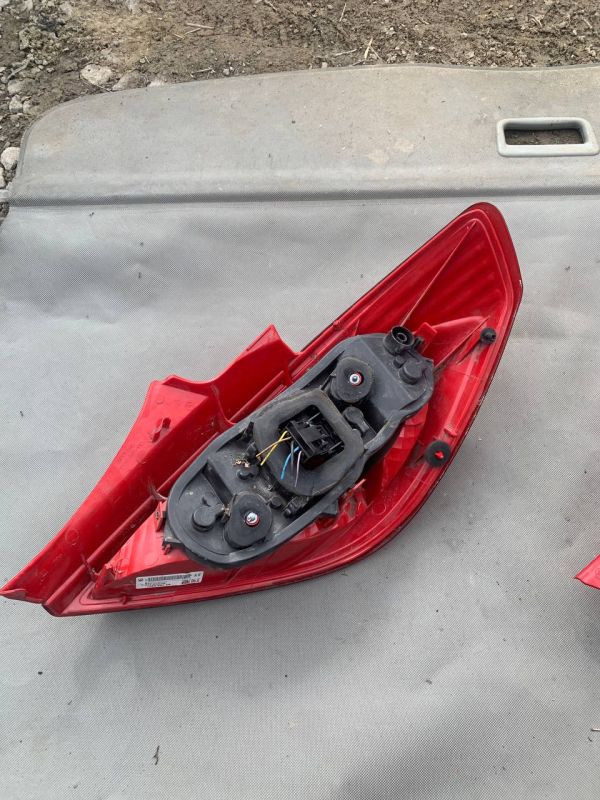 Ліхтар Фонарь стоп лівий правий Opel Corsa D Опель Корса Д 