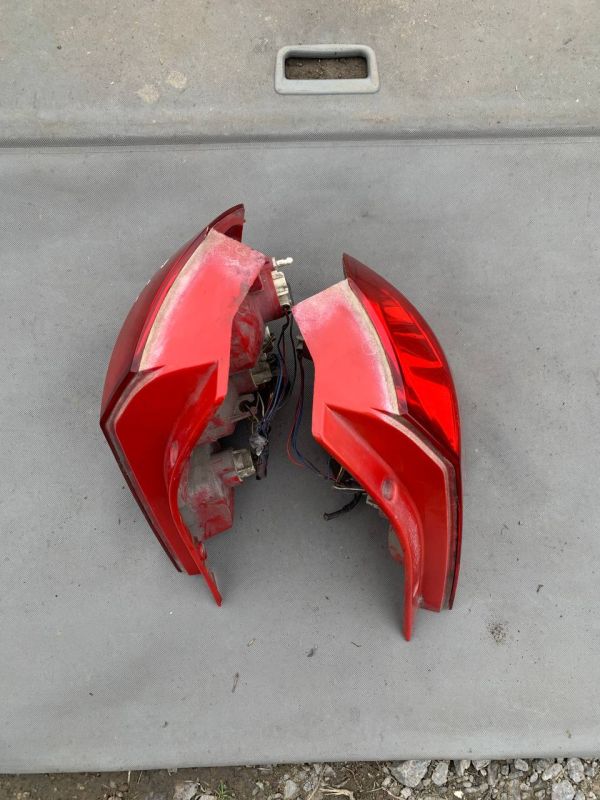 Ліхтар задній лівий правий Авео 1 - 2 T-200 хетчбек  УЦІНКА поліз Хром