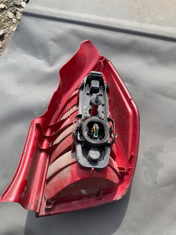 Ліхтарі фонарь стопи задні лівий правий Citroen C2