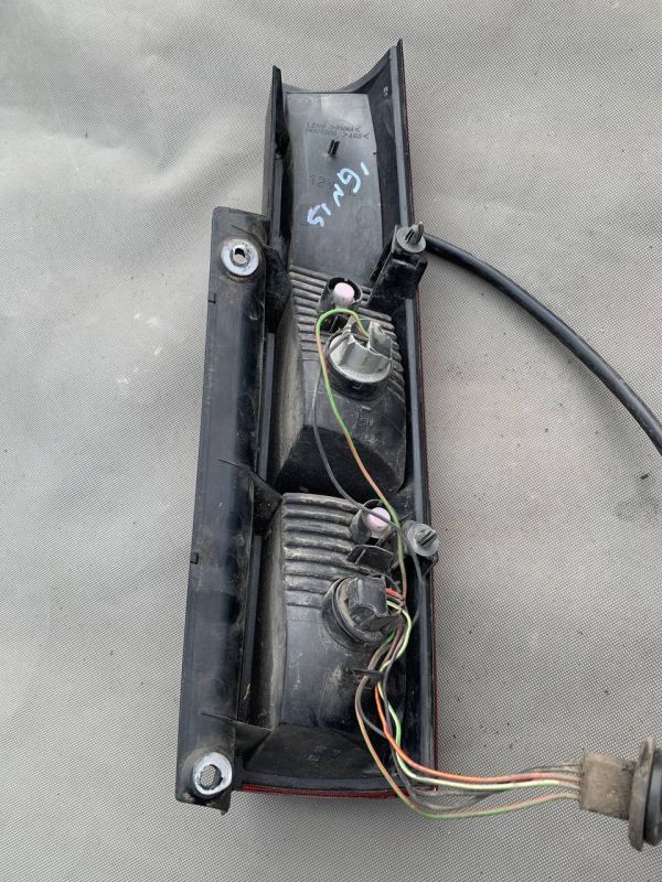 Фонарі ліхтарі стопи задні лівий правий сузукі ігніс suzuki ignis