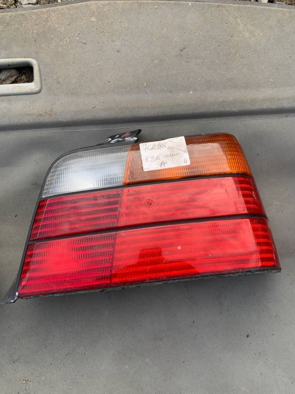 Стоп ліхтар фонарь правий BMW E36 бмв е36