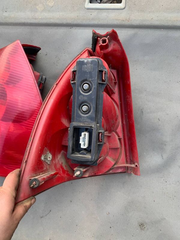 Ліхтар задній стоп правий Peugeot 307 SW 2002-2005р. універсал дорест