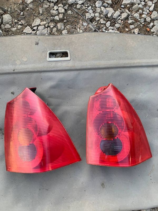 Ліхтар задній стоп правий Peugeot 307 SW 2002-2005р. універсал дорест