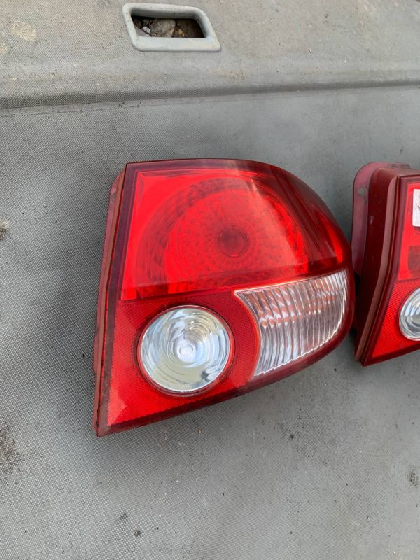 Ліхтар стоп фонарь задній правий Hyundai Getz 2002-2005 Уцінка