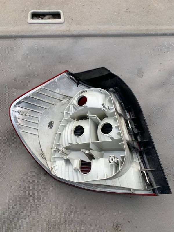 Стоп ліхтар правий BMW 1 e87 задній фонар правий БМВ 1 копійка Уцінка