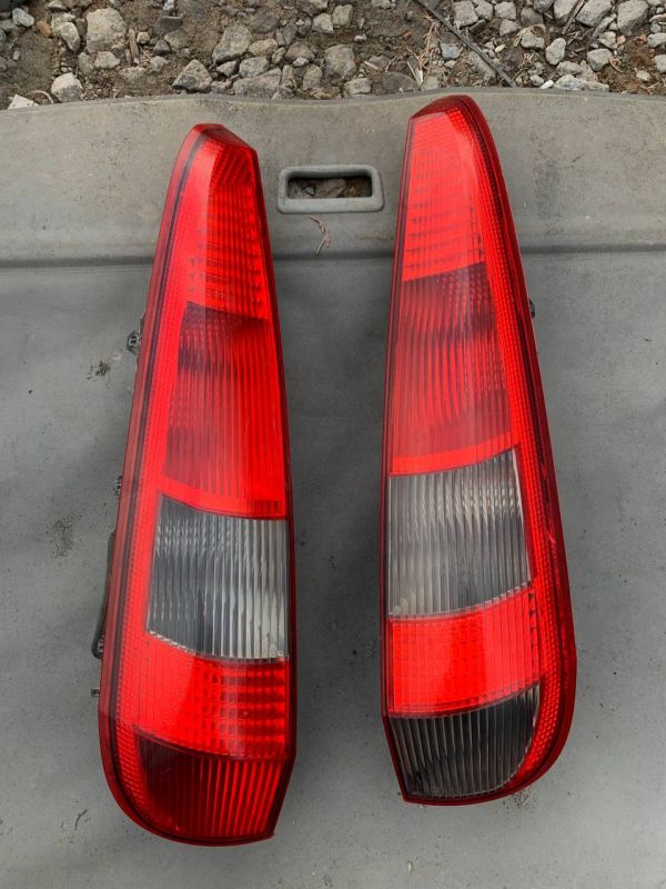 Фонарь Ліхтар стоп лівий правий Ford Fiesta MK6 02-05рр