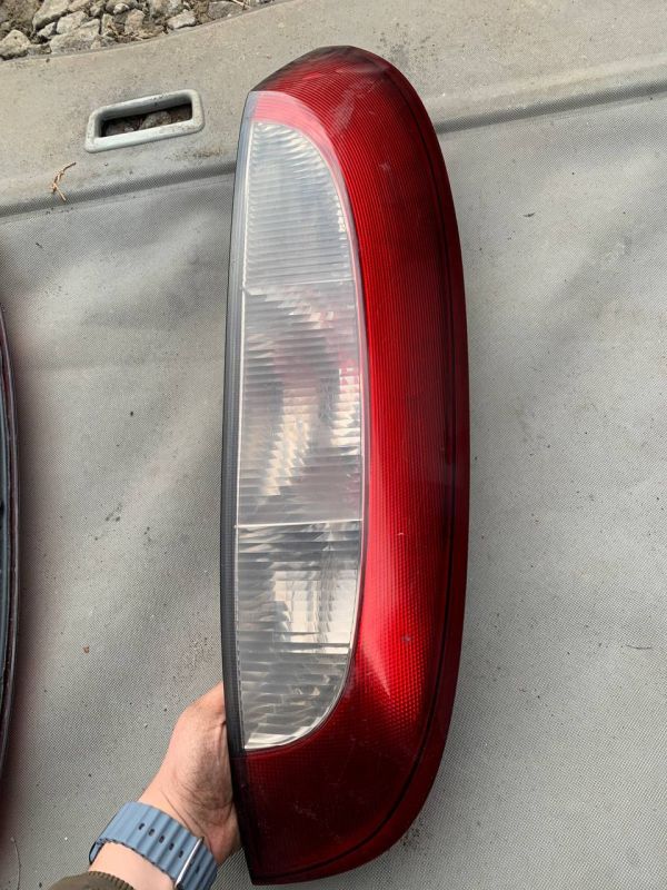 Ліхтарі cтоп лівий правий фонарь Opel Corsa C 2000-2006 Опель