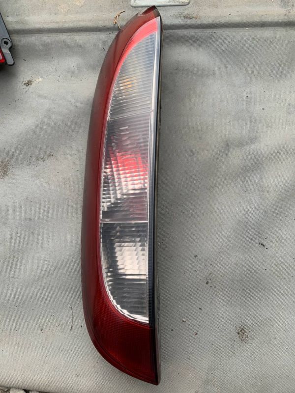 Ліхтарі cтоп лівий правий фонарь Opel Corsa C 2000-2006 Опель