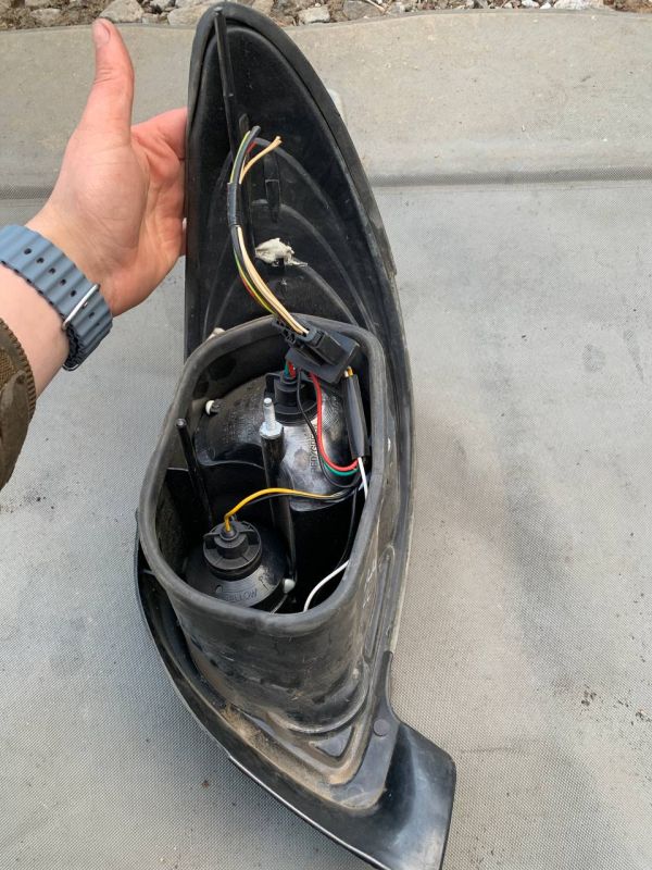 Стоп задній лівий Ліхтар фонарь Peugeot 206 Китай