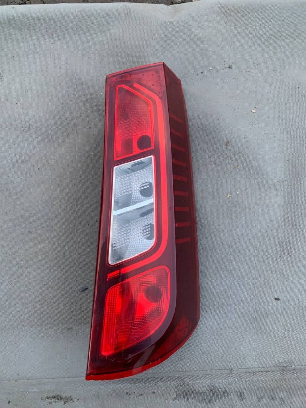 Cтоп ліхтар фонарь правий renault express Уцінка