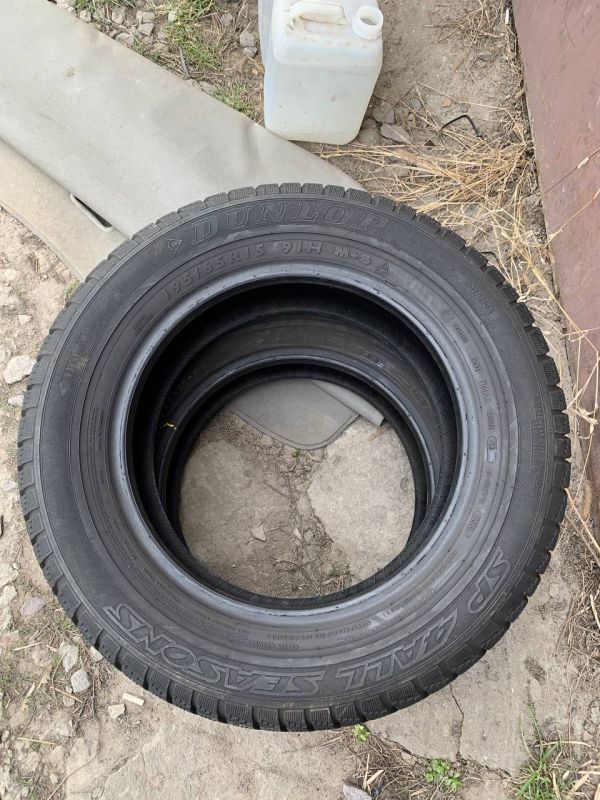 Шина Розпаровка Dunlop 196/65 r15 все сезон