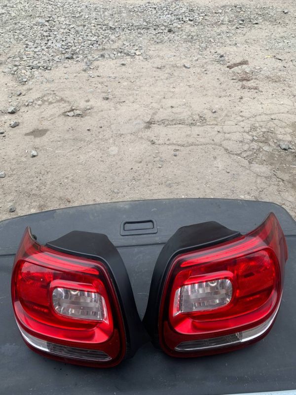 Стопи ліхтарі лівий правий фонарь Citroen DS3 Сітроен ДС3 09-16