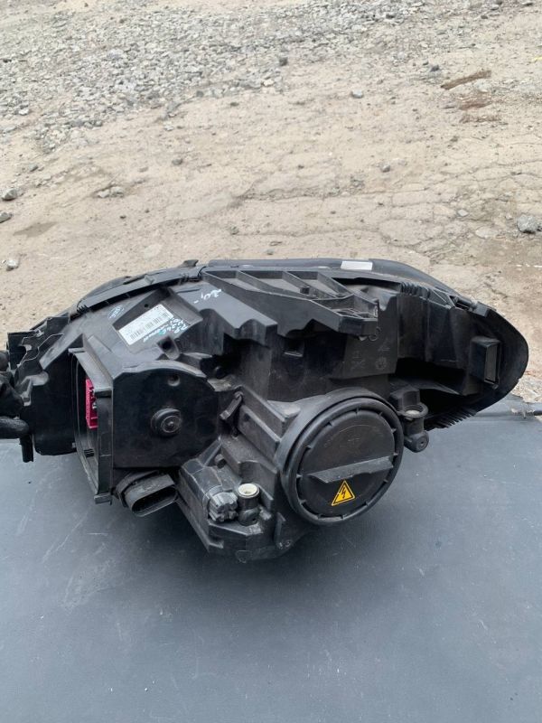 Фара передня права Mercedes B-class W246  BiXenon Уцінка