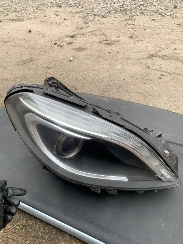 Фара передня права Mercedes B-class W246  BiXenon Уцінка