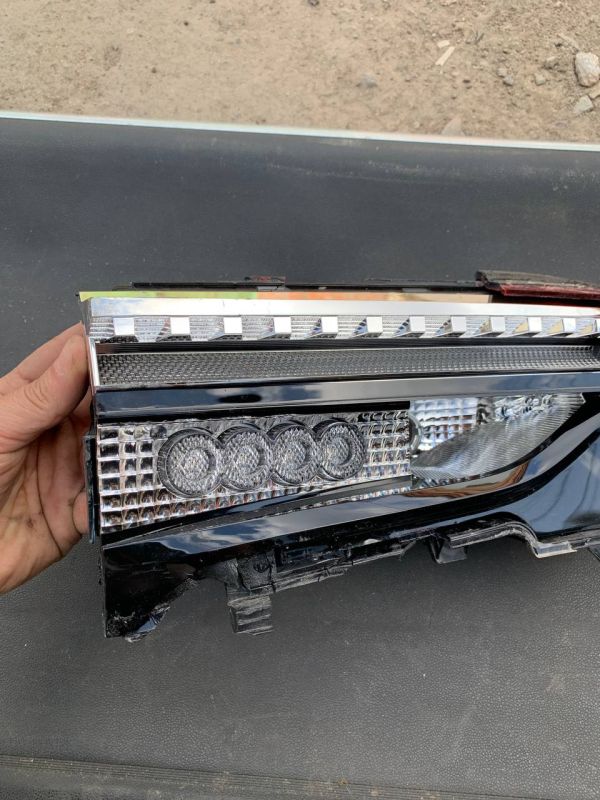 Уцінка Ліхтар стоп кришки багажника лівий Toyota RAV4 На запчастини