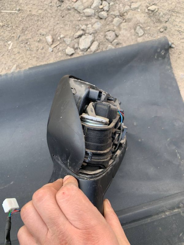 Уцінка дзеркало ліве toyota corolla e21 На запчастини 