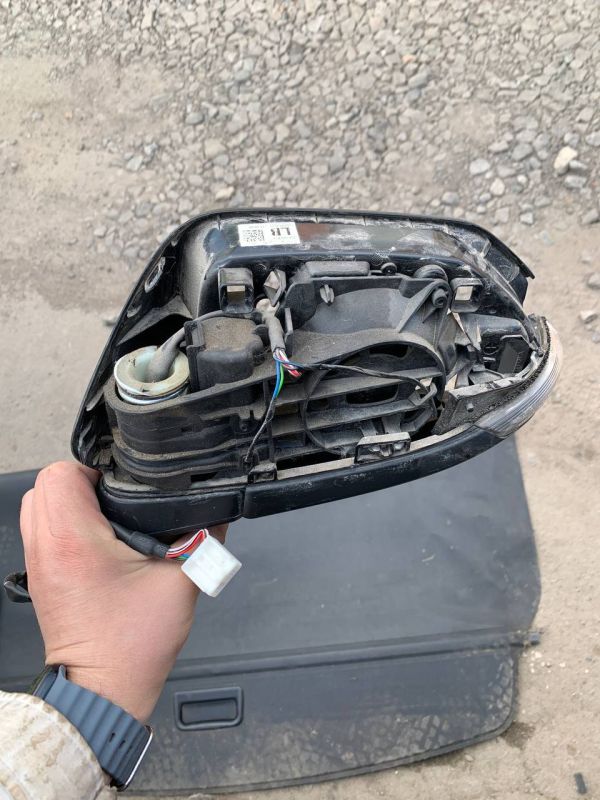 Уцінка дзеркало ліве toyota corolla e21 На запчастини 