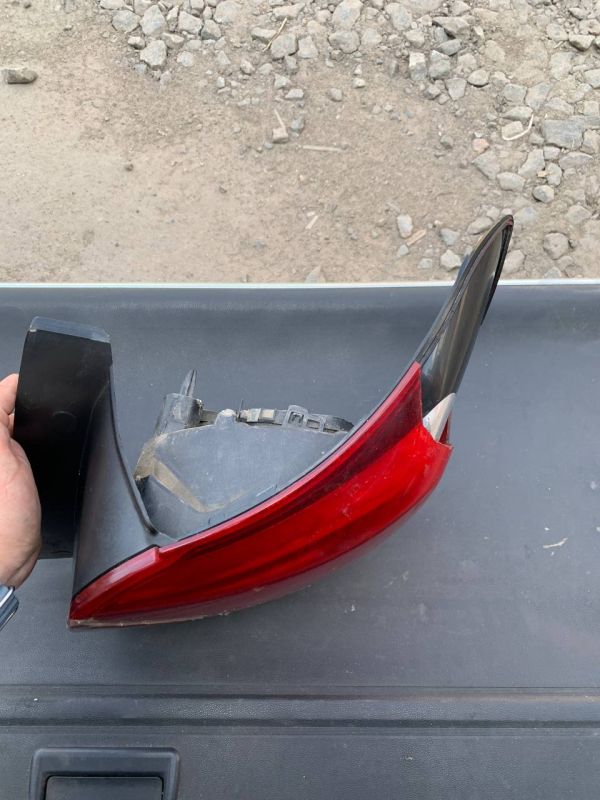 Задній ліхтар фонарь правий Renault Sandero II 2017 Оригінал Уцінка на запчастини