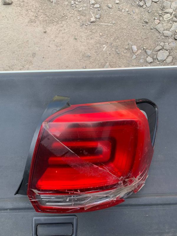 Задній ліхтар фонарь правий Renault Sandero II 2017 Оригінал Уцінка на запчастини