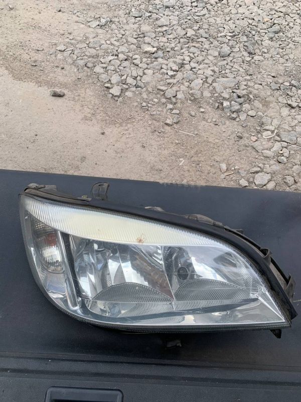 Фара передня права Опель Зафіра А Opel ZafiraA