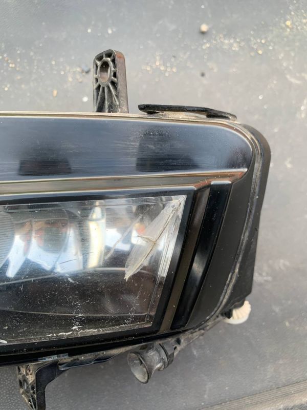 Уцінка Фара протитуманна ліва права  ПТФ VW Golf VII 12-17