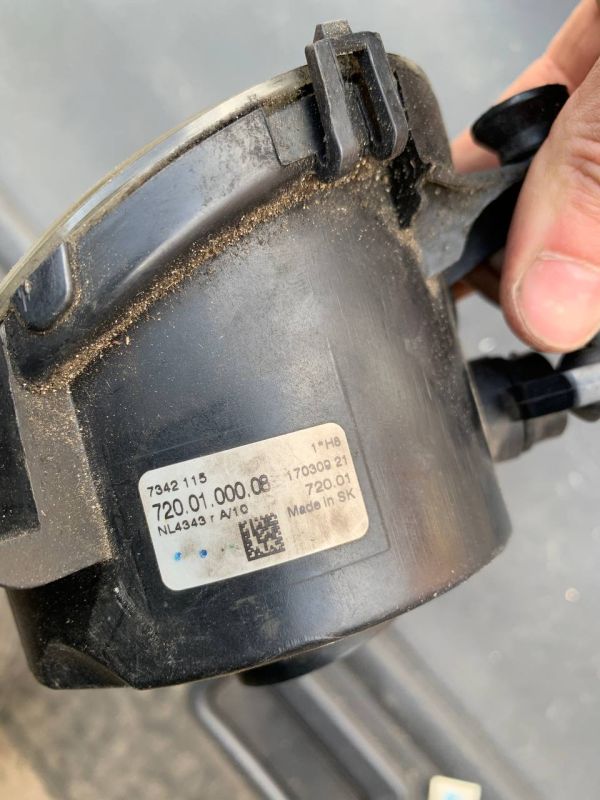 Протитуманна фара BMW f30, f20, f32 галоген 