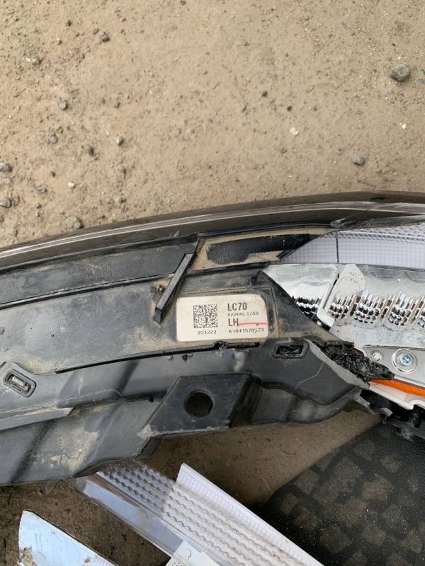 На запчастини Центральний денний ходовий ліхтар Hyundai Sonata