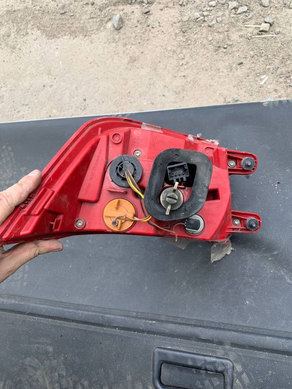 Уцінка Стоп ліхтар фонарь правий volkswagen passat b7 універсал 