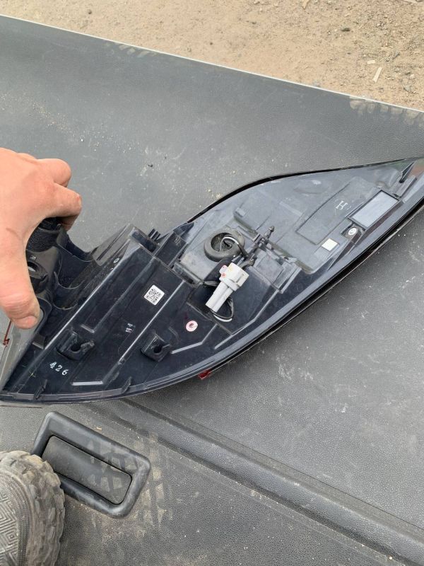 Уцінка Задній ліхтар стоп фонарь Toyota Corolla Cross Европа 2022 На запчастини