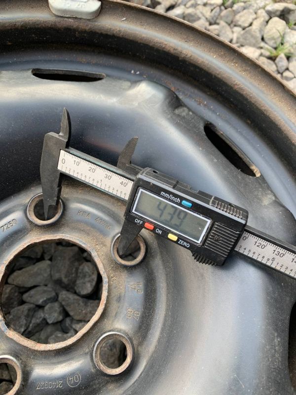 Сталеві диски пара розболтовка 5х100 r14 et 37