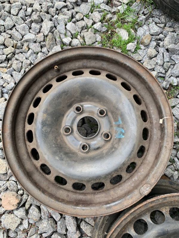 Диски сталеві пара Ауді 100,А4 R15 ET 33 Розболтовка 5х112