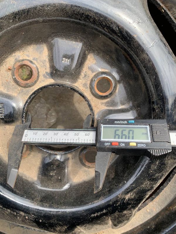 Диски металеві комплект R14 розболтовка 4x114.3 Mitsubishi 