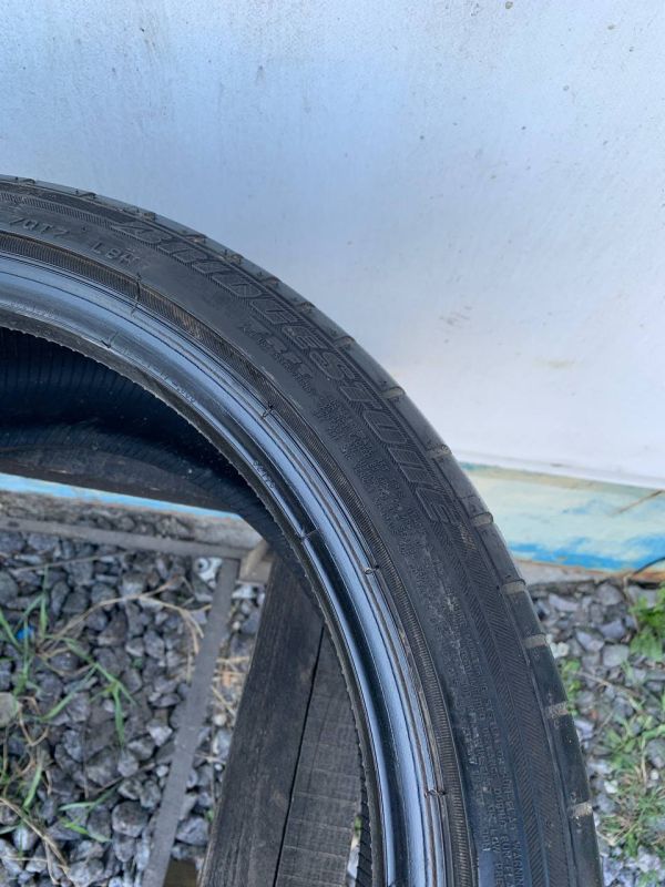 Шина розпаровка Bridgestone 225/40 r18 RSC літо резина