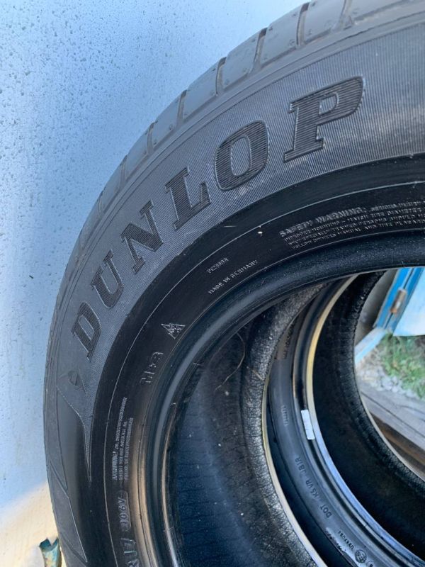 Шини пара Dunlop 255/60 r17 літо резина