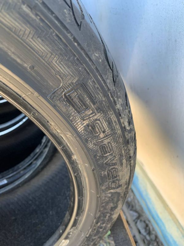 Шини комплект пара Gislaved 215/45 r17 літо резина