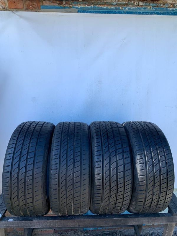 Шини комплект пара Gislaved 215/45 r17 літо резина