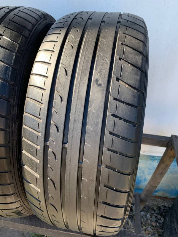 Шини пара Dunlop 225/45 r17 літо резина