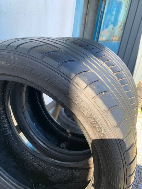 Шини пара Dunlop 225/45 r17 літо резина