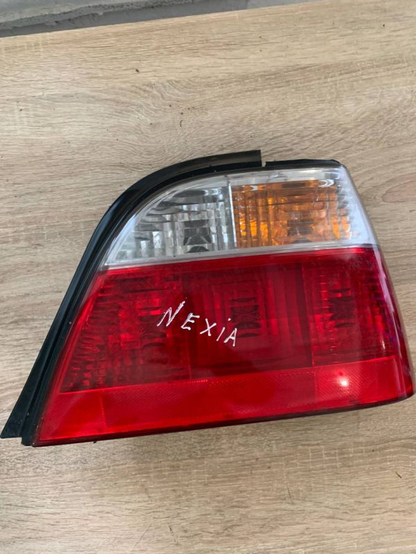 Задній ліхтар стоп фонарь лівий правий Daewoo Nexia Део Нексія седан