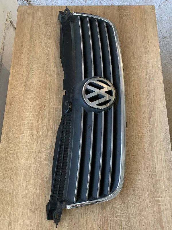Решітка радіатора Рішотка бампера VW Passat B5 lif + Пасат Б 5 