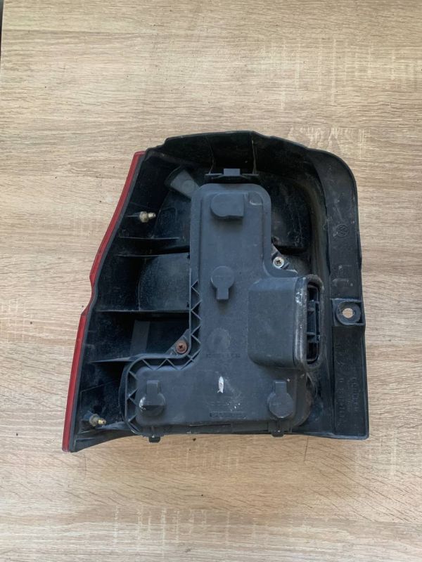 Ліхтар стоп фонарь правий Volkswagen Lupo Seat Arosa.