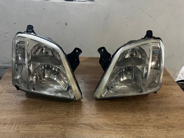 Передні фари ліва права Opel Meriva A