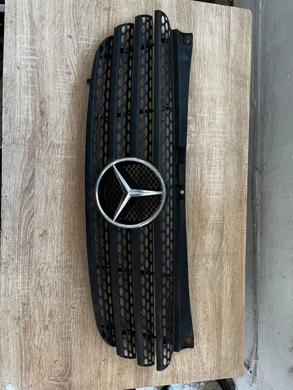 Решітка радіатора для Мерседес Віто Mercedes-Benz Vito W639