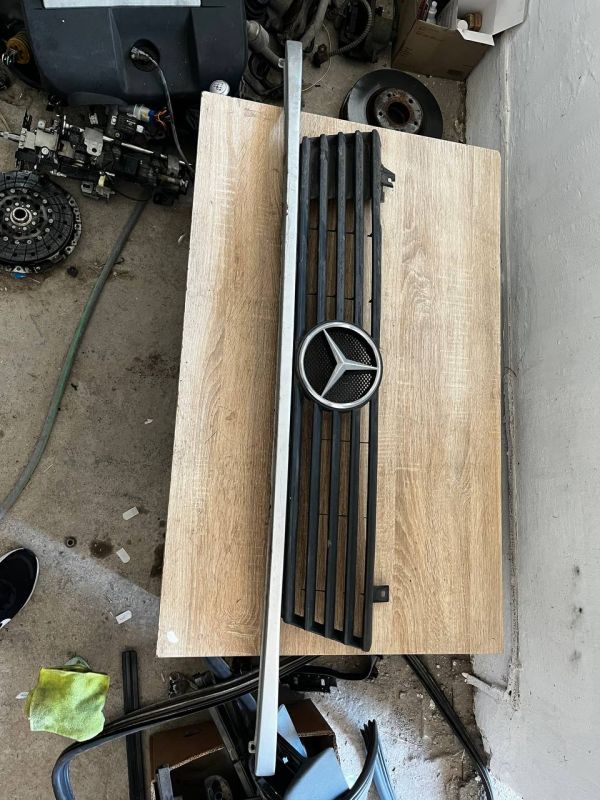 Решітка радіатора для Мерседес Віто Mercedes-Benz Vito W638