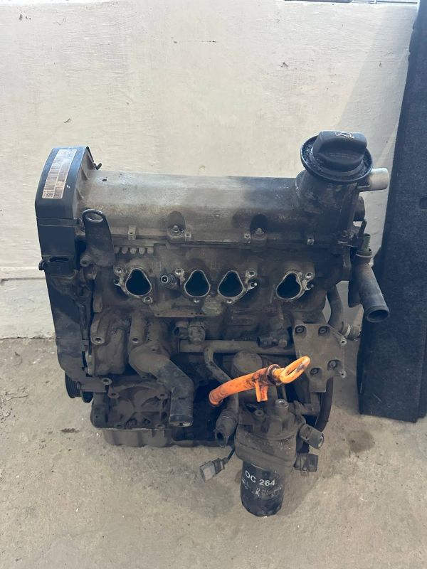 Двигун Мотор AZJ 2.0 MPI 8V Skoda Octavia Volkswagen Golf IV Bora Jetta Seat Leon Toledo