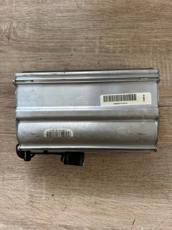 Подушка безпеки пасажирська Skoda Octavia Tour Vw Golf 4 AIRBAG пасажира