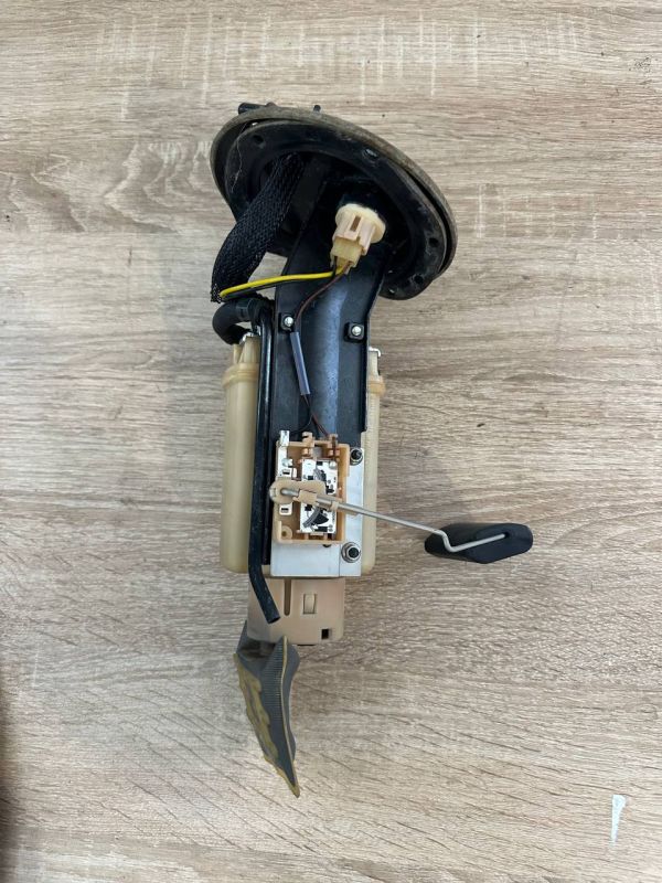Колба бензонасос Модуль паливного насоса з датчиком рівня палива 31110-3К000 Hyundai/Kia Sonata NF 5