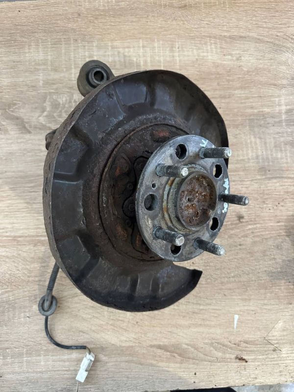 Поворотний кулак Цапфа задня права ліва Hyundai Sonata NF 52720-3K050 52730-2G200 